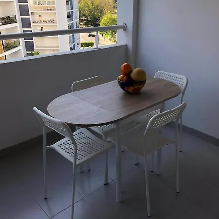 Holiday Apartment *